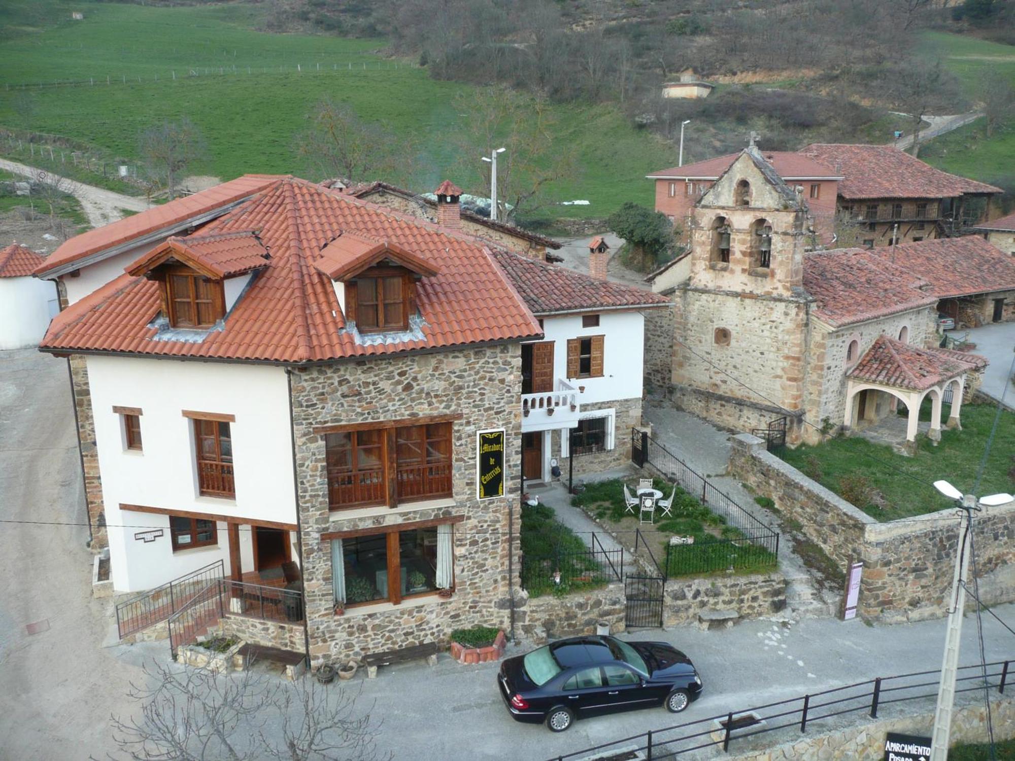 Hotel Mirador De Enterrias Esterno foto
